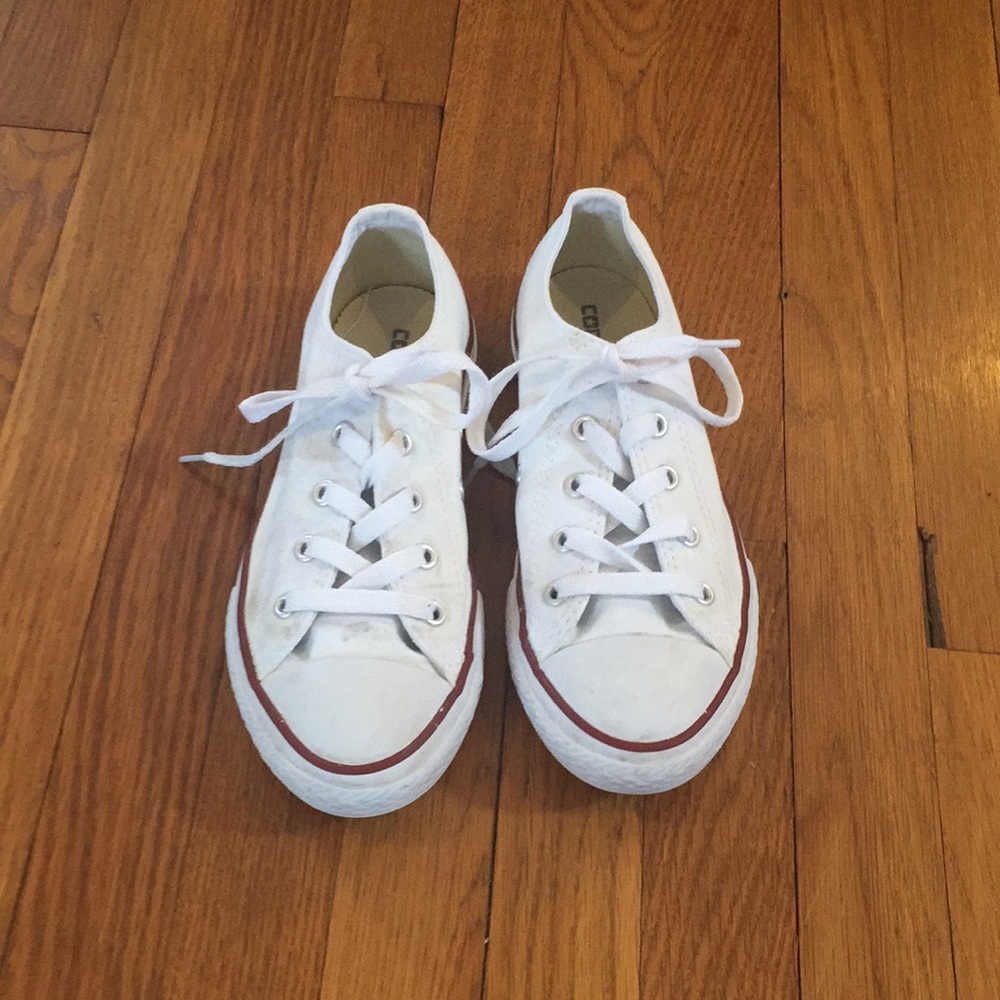 •CONVERSE•
